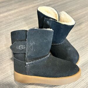 UGG toddler black Boots size 4-5